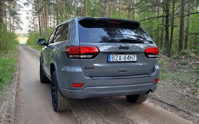 Jeep Grand Cherokee cena 131000 przebieg: 40000, rok produkcji 2021 z Obrzycko małe 379